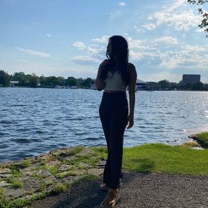 Meet your Posher, Tanisha jean